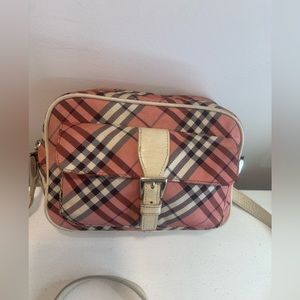 Pre-loved Burberry blue label shoulder bag - Rare blue label pink nova check